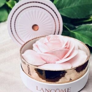 Discontinued Lancome Rose Highlighter
